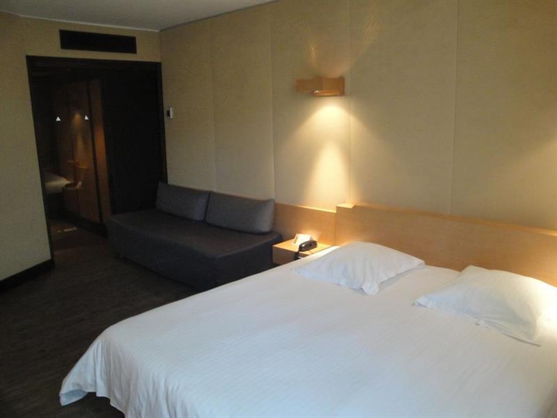 Amiraute Hotel Golf Deauville Тук Экстерьер фото